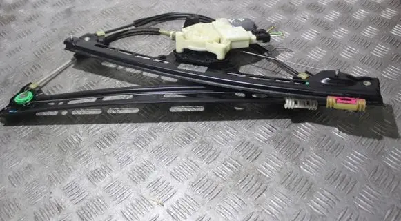 Citroen C4 II Picasso Front door window regulator with motor 9675924680