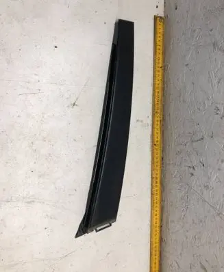 Ford Mondeo Mk III Front door window/glass frame 1S71F20899
