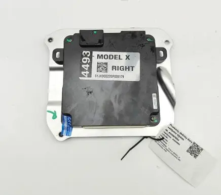 Tesla Model X Door control unit/module 105018310C