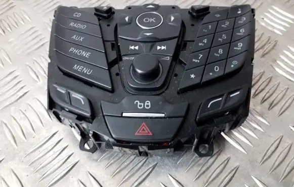 Ford Focus Head unit multimedia control BM5T18K811BA 331445000