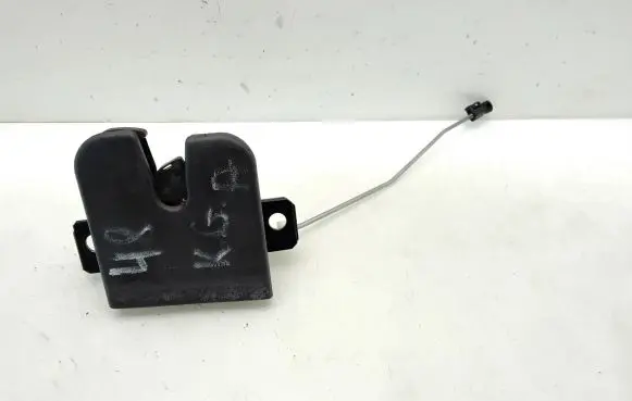 Loading door lock