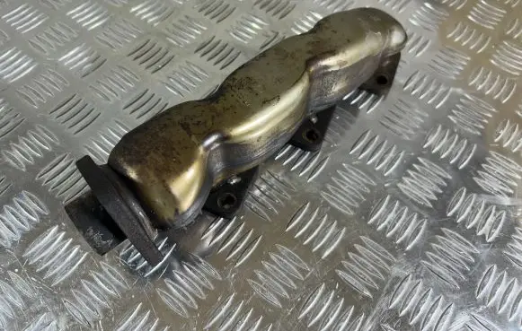 Audi Q7 4L Exhaust manifold 059251033 059251033L
