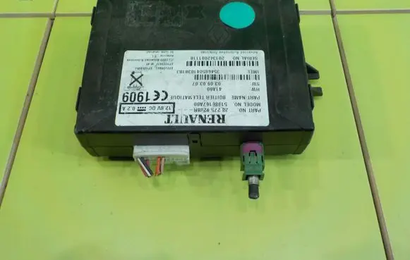 Renault Kangoo II Central body control module 282759288R UP2