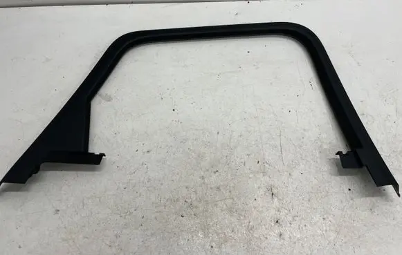 Other rear door trim element