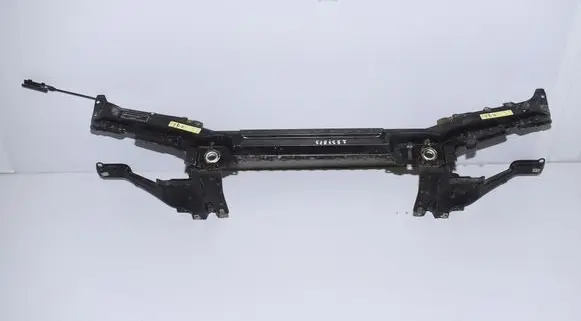 BMW X5 E53 Radiator support slam panel