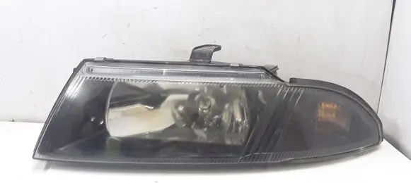 Mitsubishi Carisma Headlight/headlamp 15157700