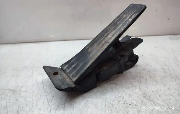 BMW X5 F15 Accelerator throttle pedal 6853175