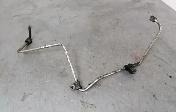 Volkswagen Golf Plus Turbo turbocharger oiling pipe/hose