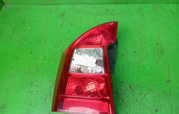KIA Carens II Rear/tail lights