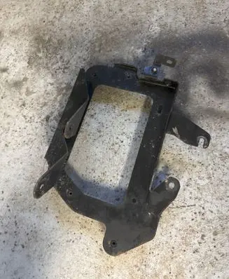 Land Rover Discovery Sport Radiator mount bracket GJ326K767AB