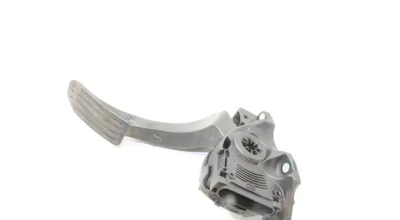 Volvo V60 Accelerator throttle pedal 31329059