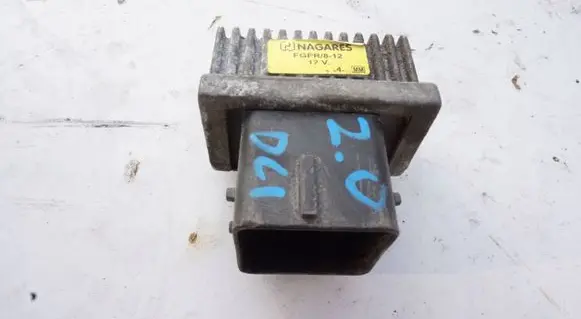 Renault Trafic II (X83) Glow plug pre-heat relay