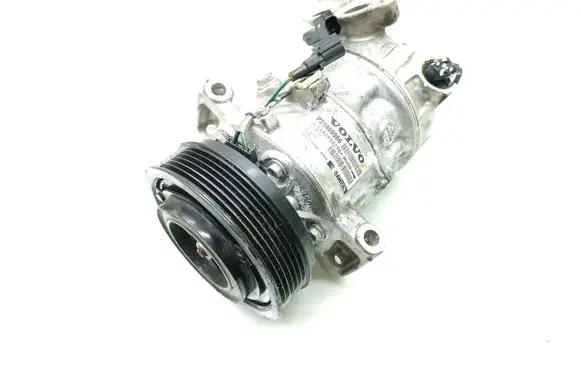 Volvo V40 Air conditioning (A/C) compressor (pump) 31469966 P31469966