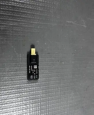 Audi SQ7 Aerial antenna amplifier 4N0035500
