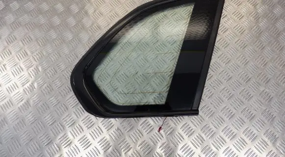 BMW X5 E70 Rear side window 7207874
