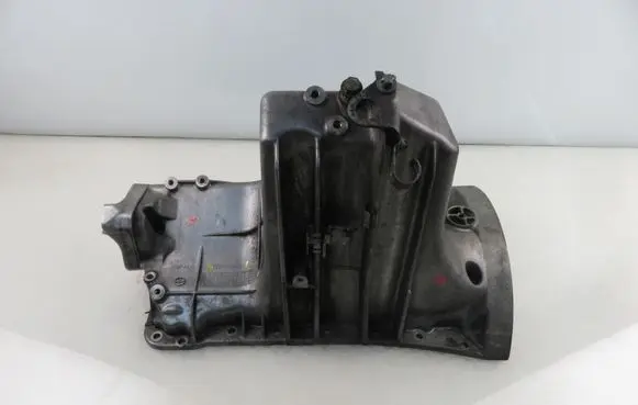 Mercedes-Benz A W169 Oil sump 2660140102