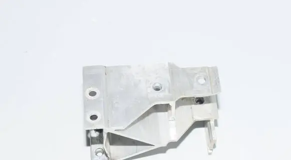 BMW 7 G11 G12 Radiator support slam panel bracket 7357217