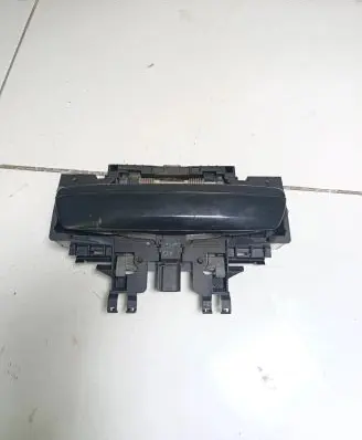 Audi A8 S8 D3 4E Front door exterior handle 4E0949137