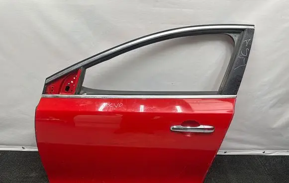 Volvo V40 Front door