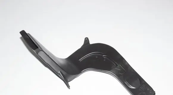 Cabin air duct channel