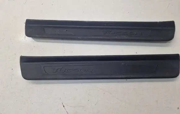 Hyundai Tucson TL Front sill trim cover 85873D7000 85883D7000
