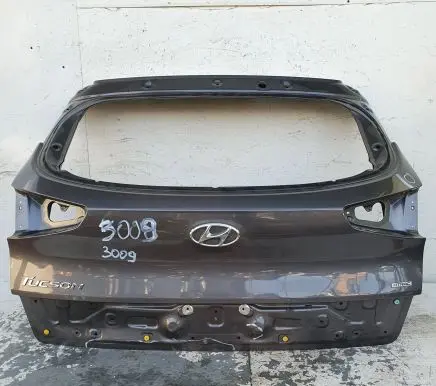 Hyundai Tucson TL Truck tailgate 
