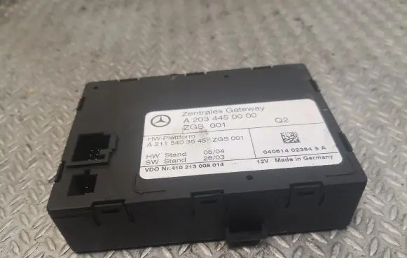 Mercedes-Benz C W203 Gateway control module 2034450000