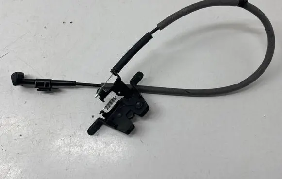 Volkswagen Jetta VII Seat back rest lock catch 5QM885682