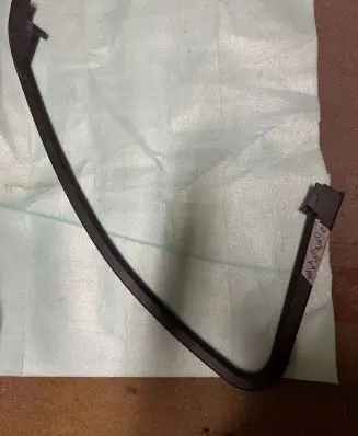Audi A4 S4 B9 8W Front door glass trim molding 8W0867609