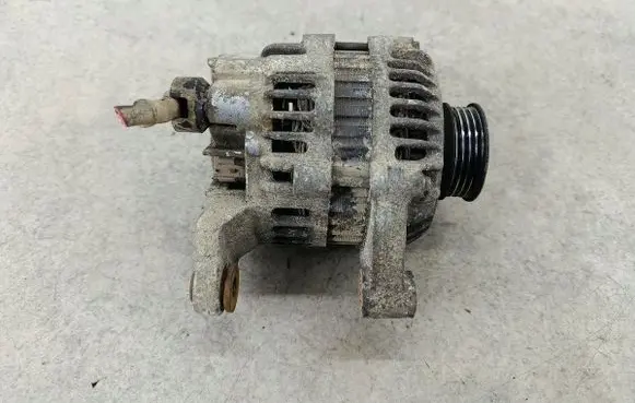 Dacia Sandero Generator/alternator 