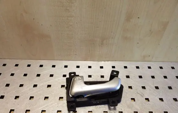 KIA Sportage Rear door interior handle 826103U000