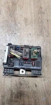 Cadillac BLS Fuse module 625687106