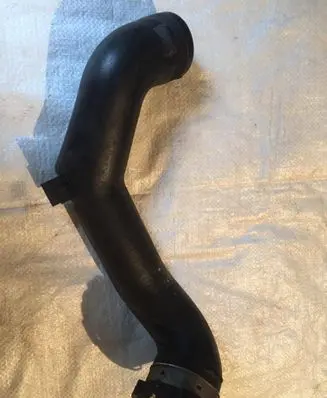 BMW 5 F10 F11 Intercooler hose/pipe 13717582314 7582314