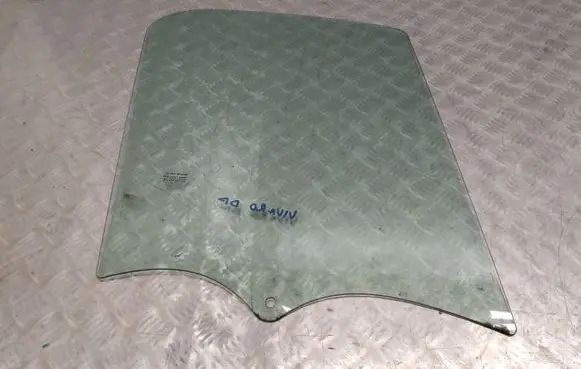 Opel Vivaro Front door window glass four-door 43R000464