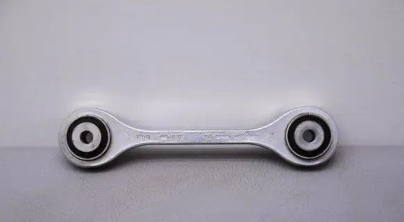 Front anti-roll bar/stabilizer link