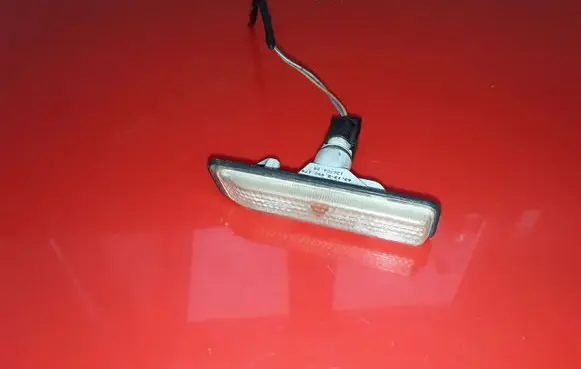 BMW X5 E53 Front fender indicator light 63132492179 1350499