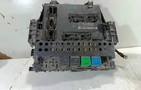 Mercedes-Benz A W169 Comfort/convenience module A1695453432