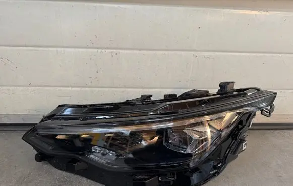 Volkswagen Golf VIII Headlight/headlamp 5H1941059T