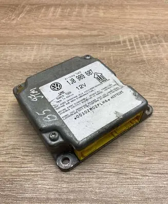 Volkswagen PASSAT B5 Airbag control unit/module 1J0909607 5WK4199 HIT