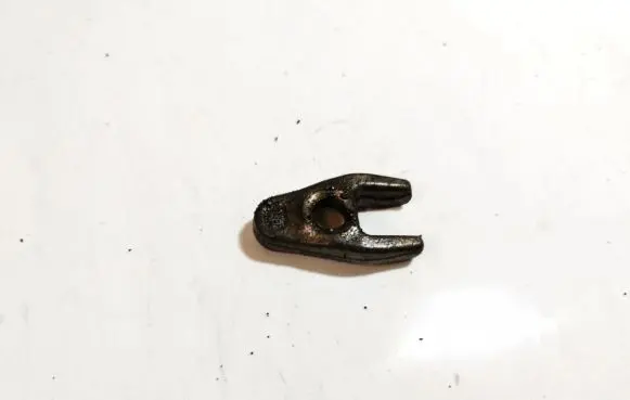 Renault Laguna II Fuel Injector clamp holder