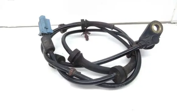 Nissan Primera ABS brake wheel speed sensor 0265007463