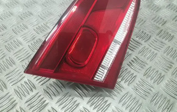Volkswagen PASSAT B7 Tailgate rear/tail lights 3AE945093E
