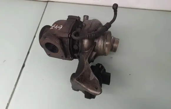 BMW 5 F10 F11 Turbo 8515188 11658515188