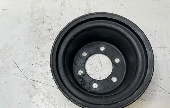 BMW 5 E39 Crankshaft pulley 1735358
