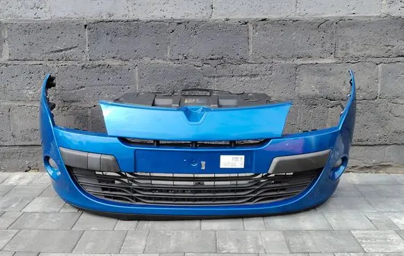 Renault Megane III Front bumper