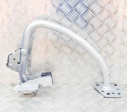 Maserati Quattroporte Tailgate/trunk/boot hinge
