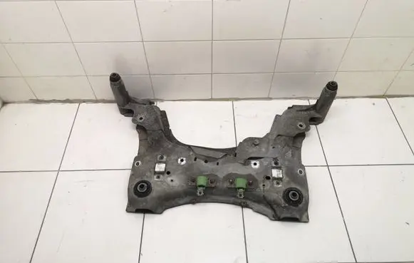 Renault Megane III Front subframe