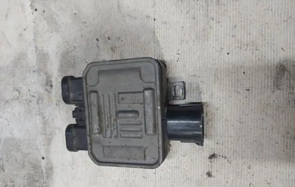 Ford Galaxy Fan control module 940004107
