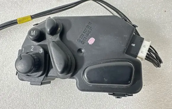 Mercedes-Benz CLK A209 C209 Seat control switch 2098202510 03464007
