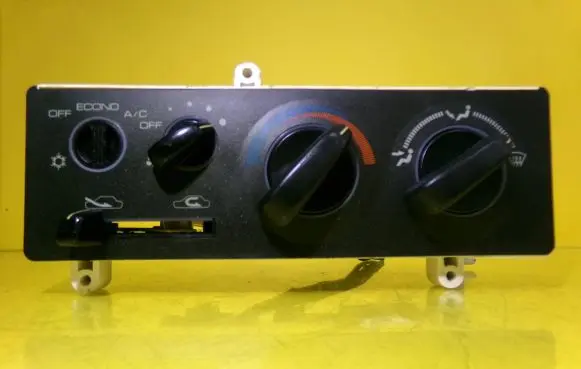 Mitsubishi Colt Climate control unit MB439701